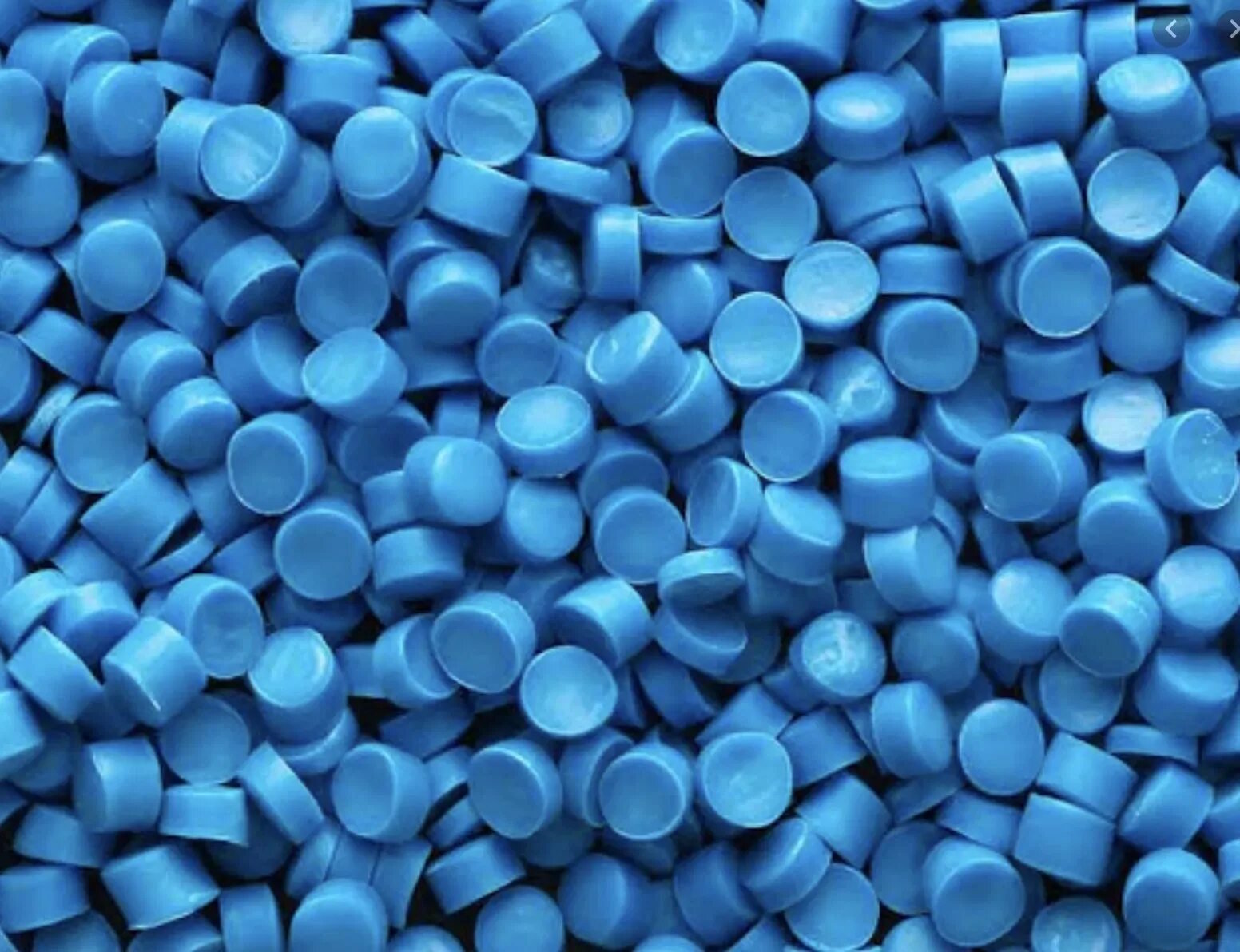 Жесткие ПВХ компаунды окрашенные в массе